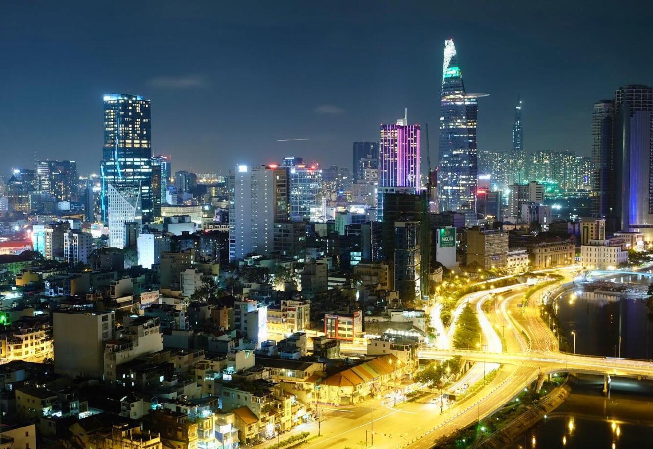 Spacious Saigon - Infinity Pool In Rivergate Ho Chi Minh City Exterior photo